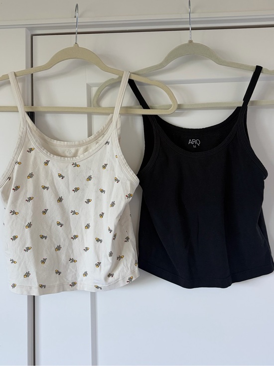 ARQ Tops - ARQ Medium Crop Tank Bundle of 2